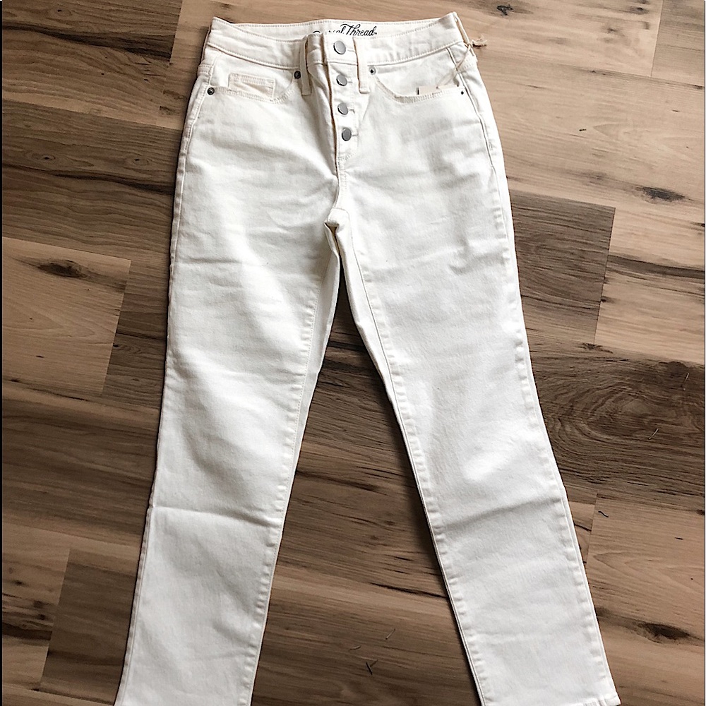 White Cropped Pant